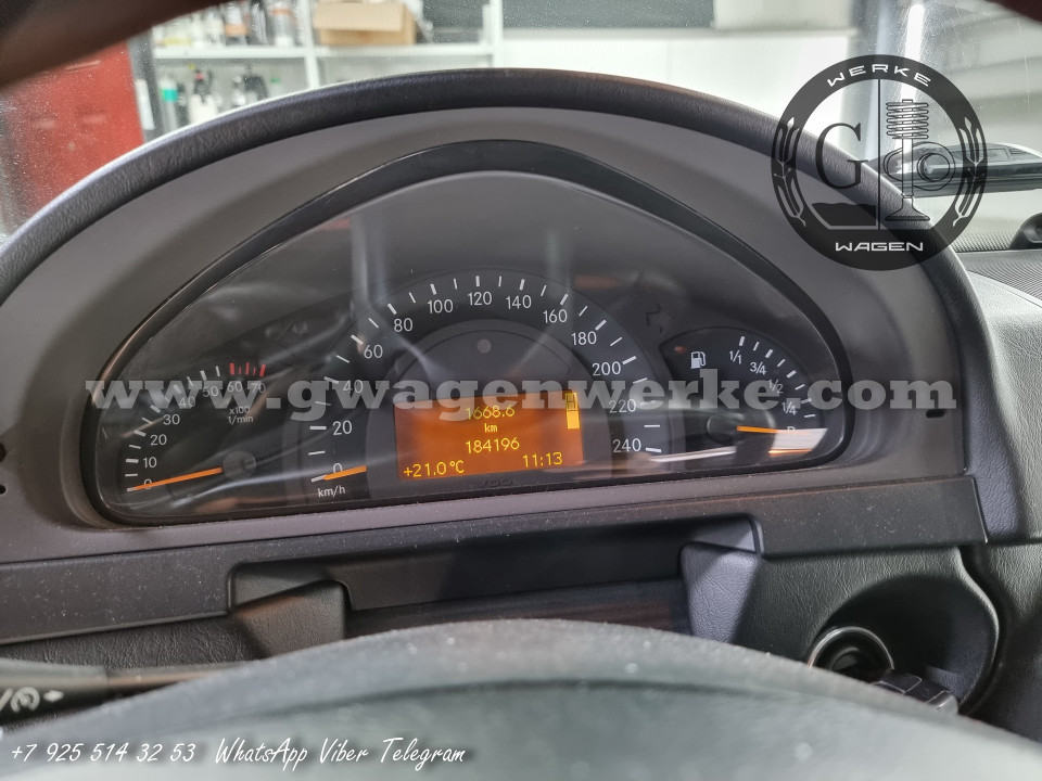 Gwagen 2002 dashboard remaking. Mercedes Comand 5.1 for G-Class W463